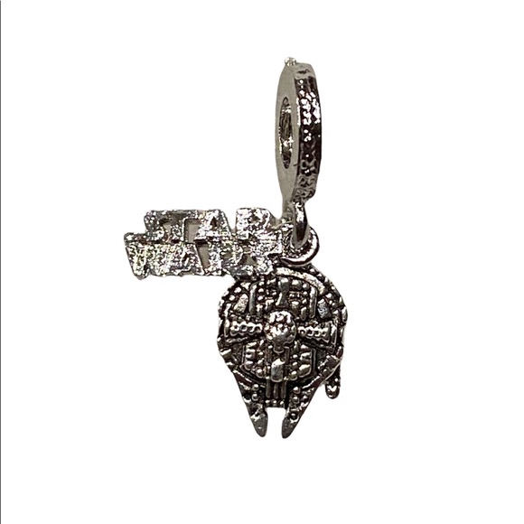 NEW•Silver Millennium Falcon Ship DIY charm - Picture 3 of 6